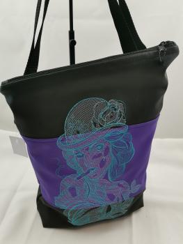 Foldover Casino Girl