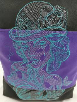 Preview: Foldover Casino Girl