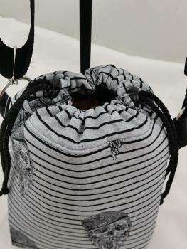 Leckerlibeutel Beard Skull